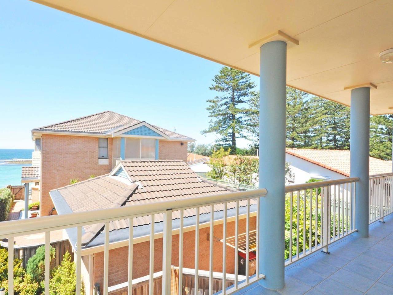 Toowoon Beach View 3Br Villa 4 Just Steps To Beach Entrance Exterior foto